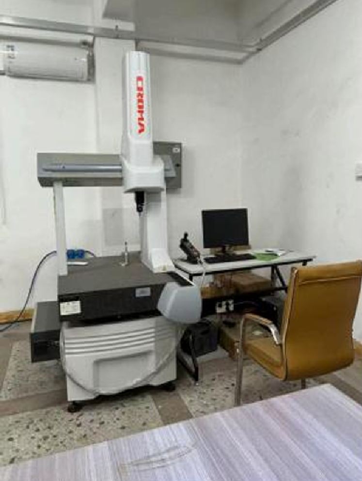 Coordinate measuring machine